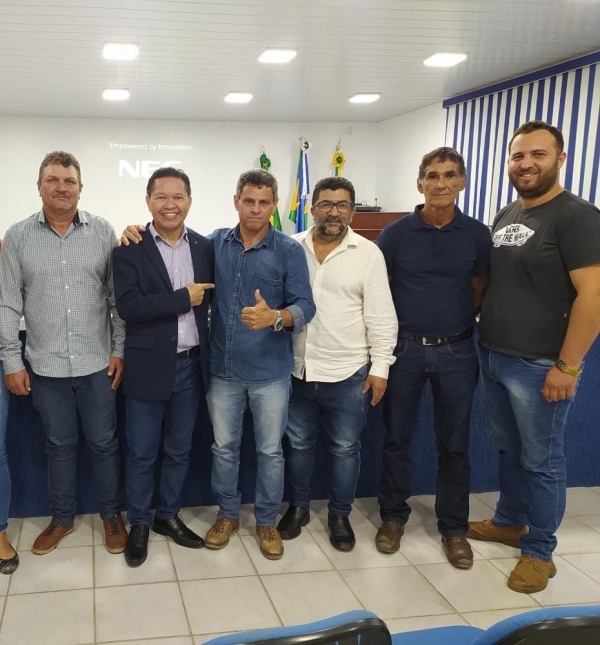 REALIZAÇÃO DO CURSO DE ORATÓRIA NO PLENÁRIO DA CÂMARA MUNICIPAL DE TEIXEIRÓPOLIS